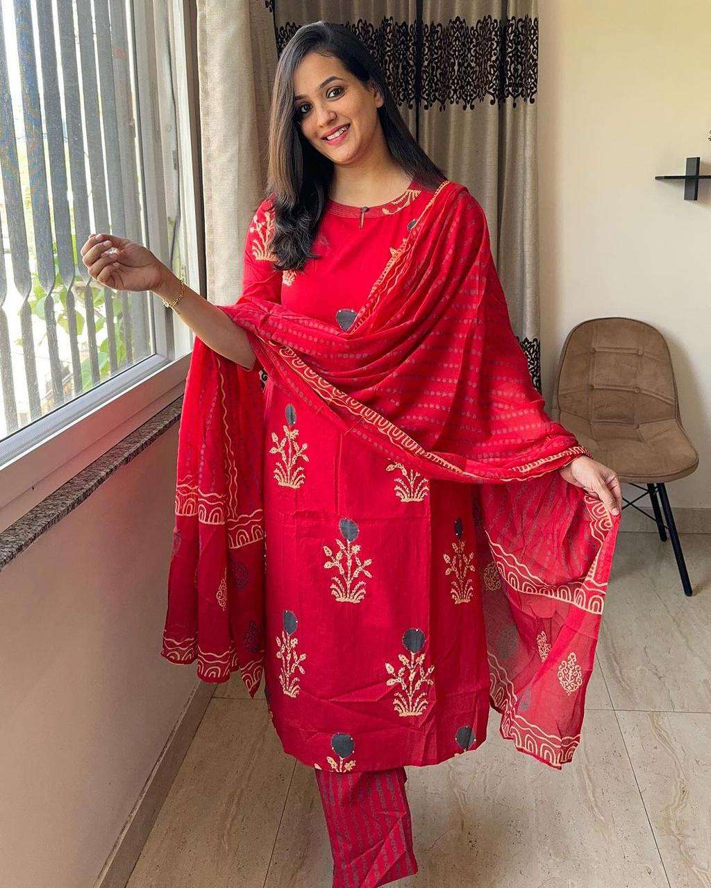 Libas Pure Fine Cotton Fabric Kurti With Pant And Dupatta