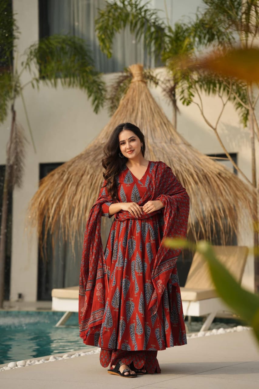 Libas Graceful Maroon Ethnic Set With Blue Leaf Block Print