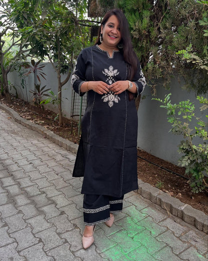 Black Cotton Kurta and Pant Set with White Floral Embroidered