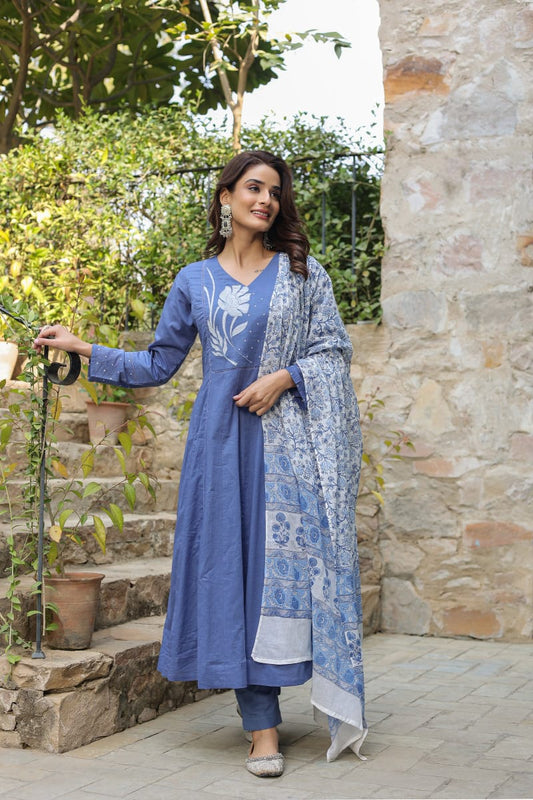Libas Blue Kurta Suit Set With Floral Embroidery